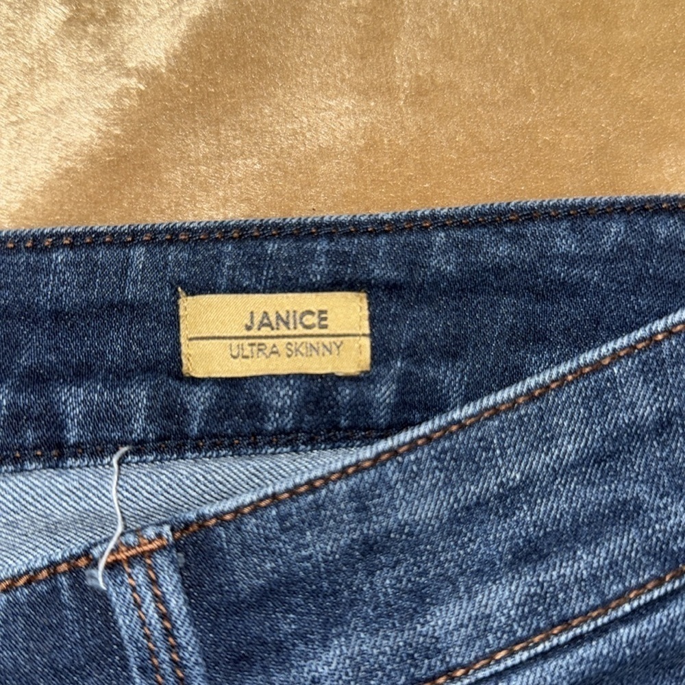 Level 99 Jeans - Picture 4 of 5